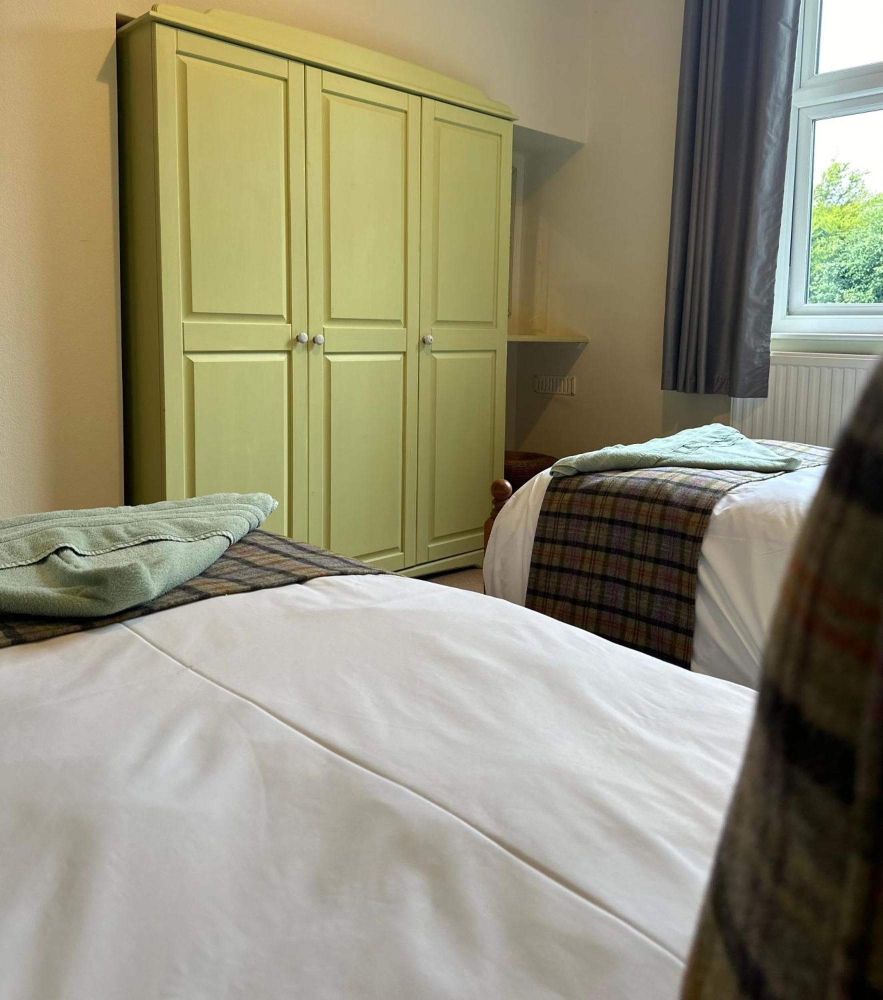Station House Cottages, Exclusively For Grown Ups, Thornton Dale Apartment